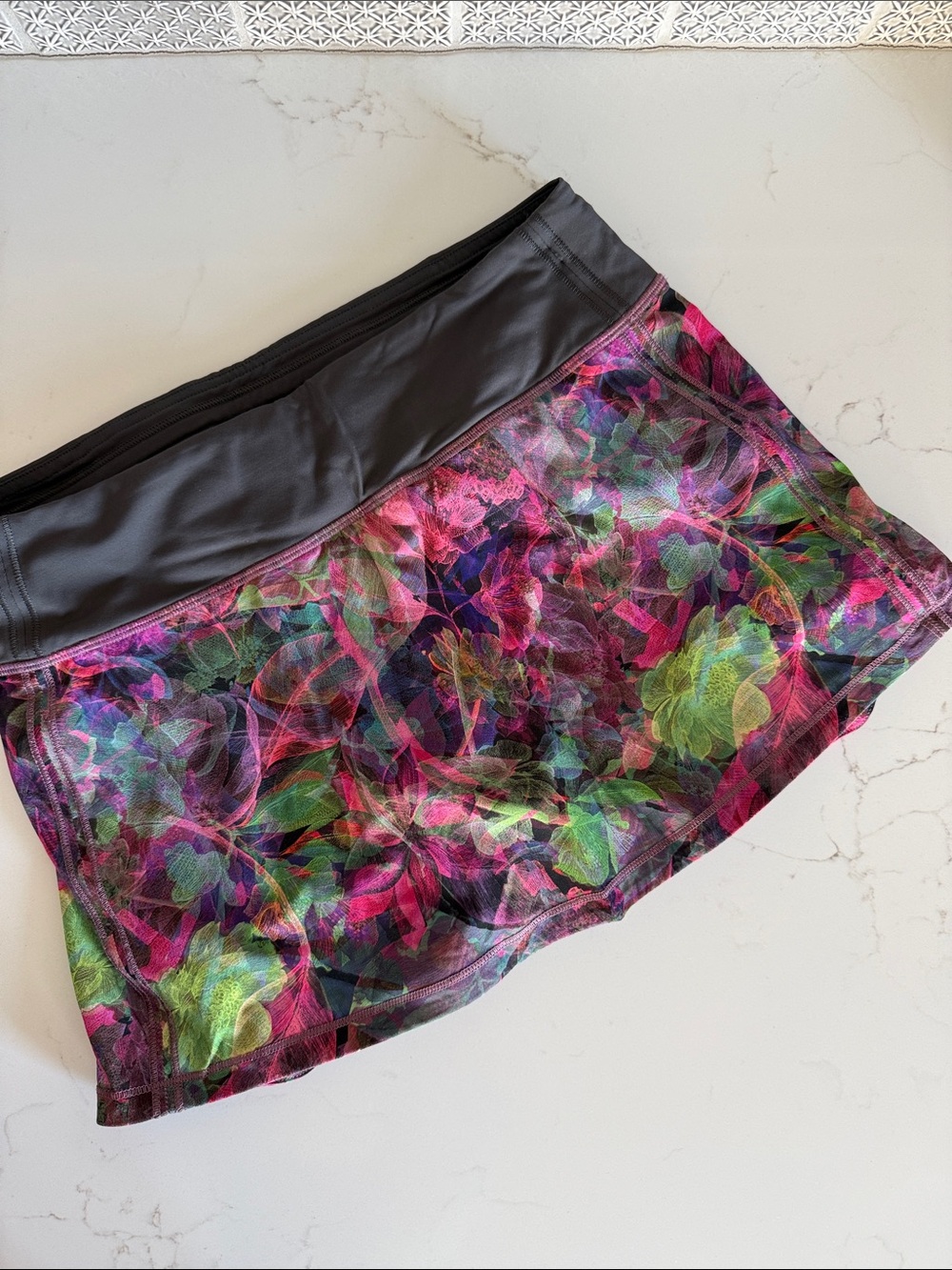 lululemon athletica Pace Rival Multicolor Floral Skirt